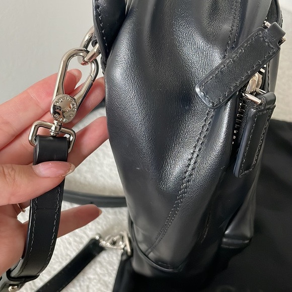 Givenchy Black logo mini / nano leather backpack - Picture 3 of 10